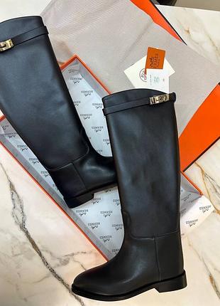 Жіночі чоботи