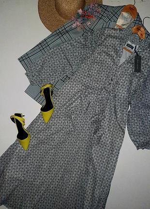 Фантастична нова батистова сукня