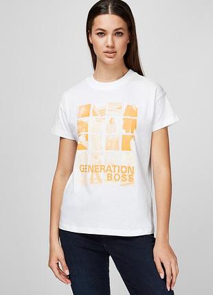 Оригінальна жіноча футболка від boss