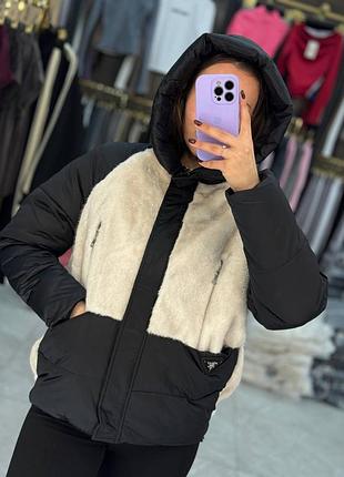 Теплая стильная куртка