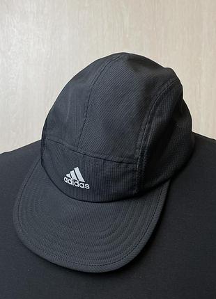 Кепка adidas aeroready run xc 5 panel