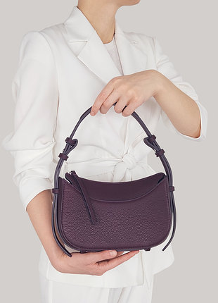 Шкіряна сумка седло в винному кольорі з регульованої ручкою