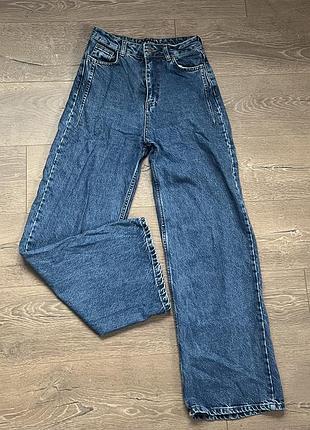 Джинси жіночі