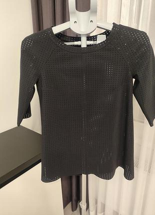 Кофта блуза ткань с перфорацией schella kann 2