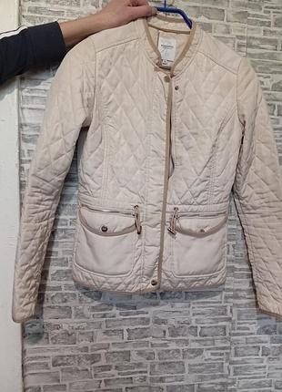 Легкая деми куртка можно обмен