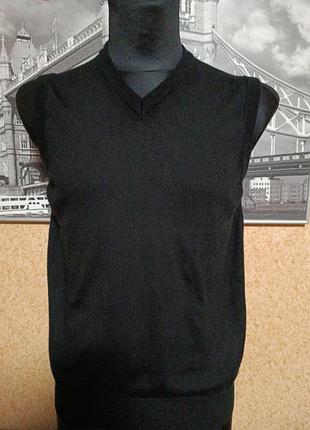 Жилет унісекс marks & spencer  p.l         90% merino wool 🦙 10% silk