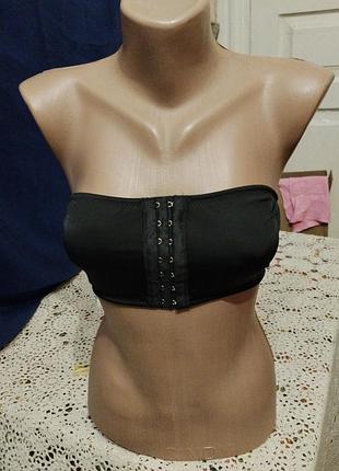 Черный топ лиф