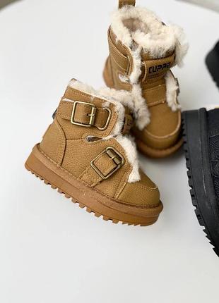 Стильні дитячі угги черевики зимові