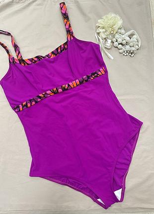 Суцільний купальник