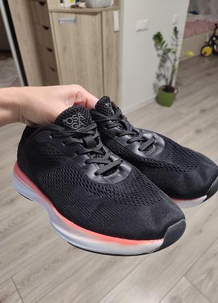 Кросівки чорні спортивні метка легкі зручні жіночі 37 розмір літо весна осінь osaga pro bolt