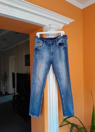 Джинсы брендовые