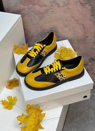 Шкіряні яскраві анатомічні кеди