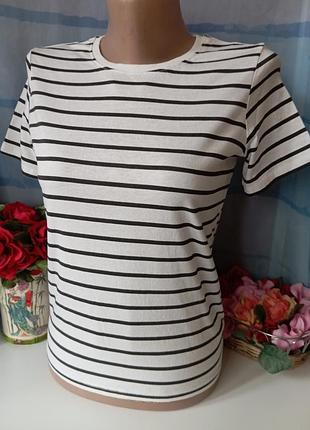 Футболка женская.