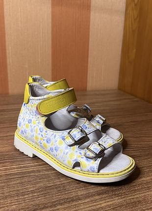 Сандалі ортопедичні для дівчинки, білий/мікс/жовтий theo leo (туреччина)