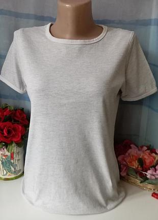 Футболка женская.