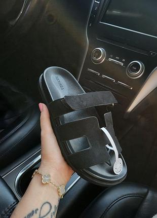 Шлепанцы herme chypre suede black sandals