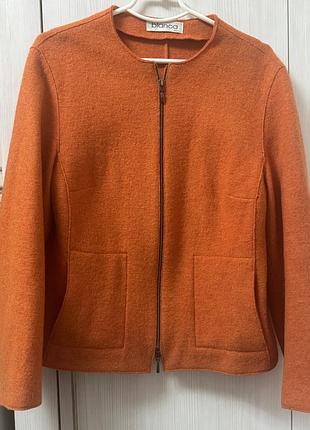 Теплий піджак