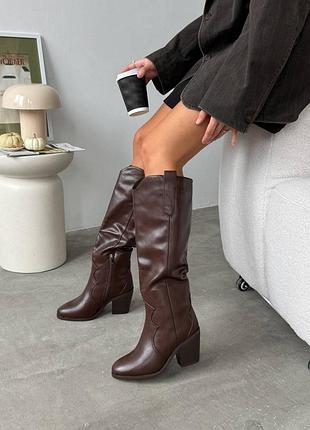 Зимние коричневые сапоги козаки эко кожа