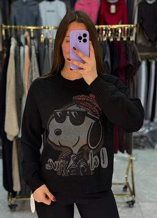 Теплый женский свитер с принтом