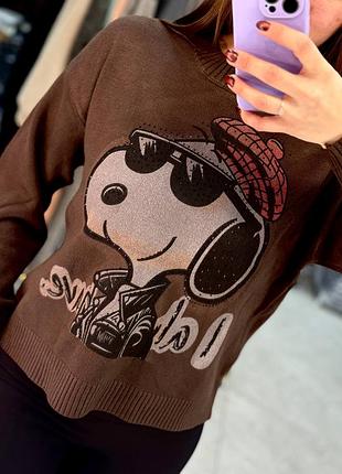 Теплый женский свитер с принтом