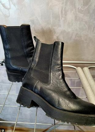 Телячья кожа.полусапоги,батильнины, красный