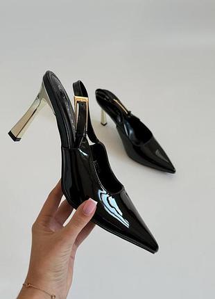 Черные лаковые слюбеки брак