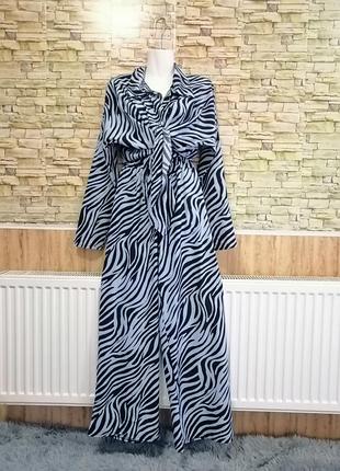 Легкий летний брючный костюм до зебры размеры от 50 до 60 различных оттенков бирюза и голубой