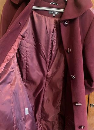 Жіноче пальто