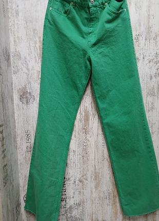 Джинсы зеленые зара