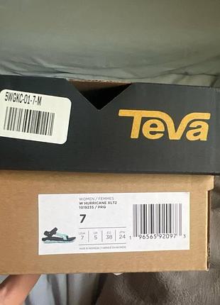 Нові босоніжки teva