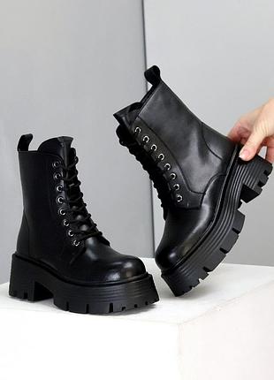 Стильні жіночі зимові черевики