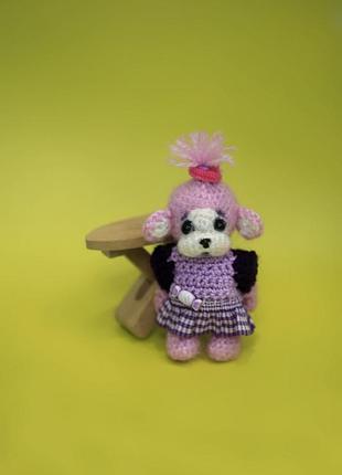 Розовая обезьянка с одежками и спальным комплектом