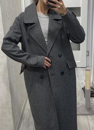 Пальто серое. хс-с. пальто серое