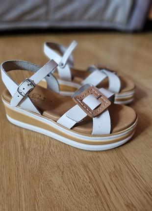 Босоножки итальянские для девочки