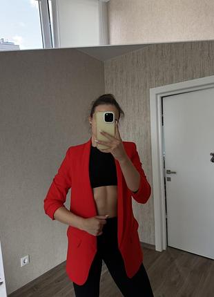 Красный пиджак dilvin