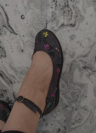 Балетки кожа