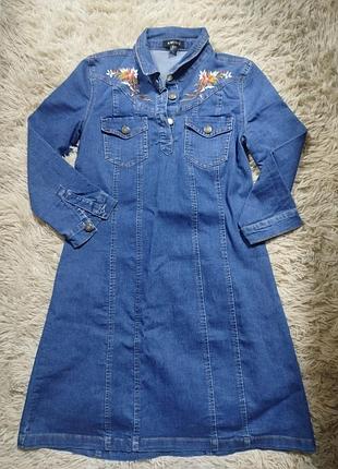 Джинсове платя з вишивкою