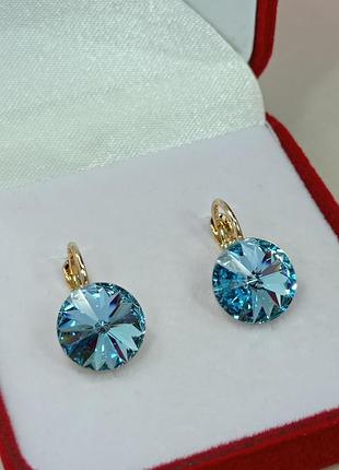 Очаровательные серьги с кристаллами swarovski. позолота.