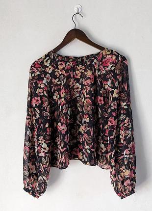 Красива блуза жіноча