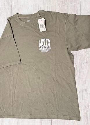 Футболки від левайс