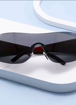 Очки солнцезащитные женские