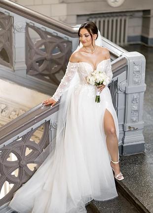 Весільна сукня