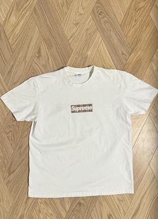 T-shirt supreme x burberry
