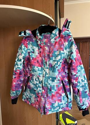 Лижна куртка на підлітка
