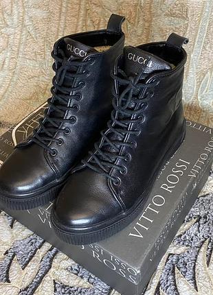 Дуже круті, зимові, шкіряні черевики "gucci" (usa). оригінал! розмір 38/39. устілка 24,5 см. натуральна шкіра!