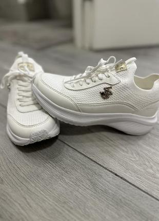 Продам кросівки beverly hills polo club 36 розмір!
