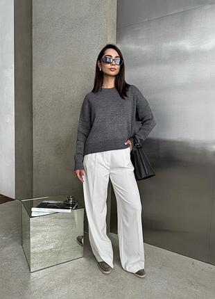 Свитер женский базовый