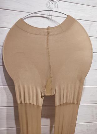 Колготки с формирующими шортиками,ножками s\m 40 ден