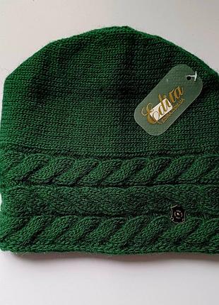 Шапка на флісі нова