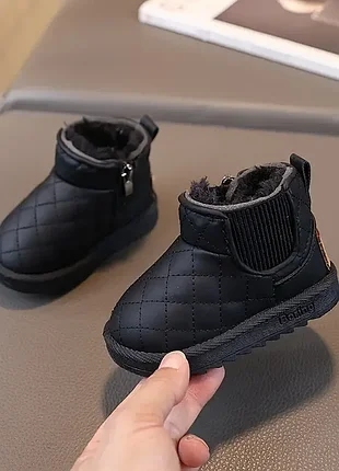 Детские теплые угги для малышей цвет черный